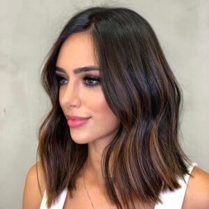 A influenciadora Bruna Biancardi quis atualizar corte e a coloração do cabelo