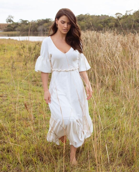 Vestido para o verão: Andressa Suita ama peças em cores claras, como o branco
