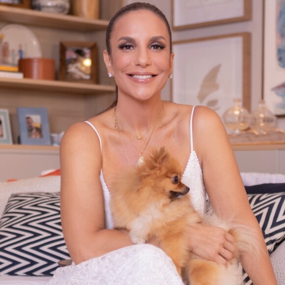 Ivete Sangalo interpretou 'Caçador de Mim' no 'Música Boa ao Vivo', do Multishow, com filho na bateria