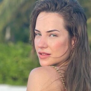 Fotos de Gabi Martins de biquíni em viagem fazem sucesso na web