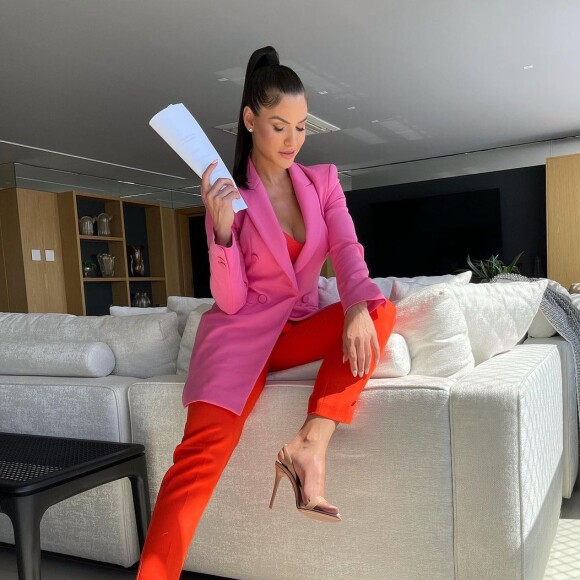 Andressa Suita vai apresentar looks poderosos em seu canal