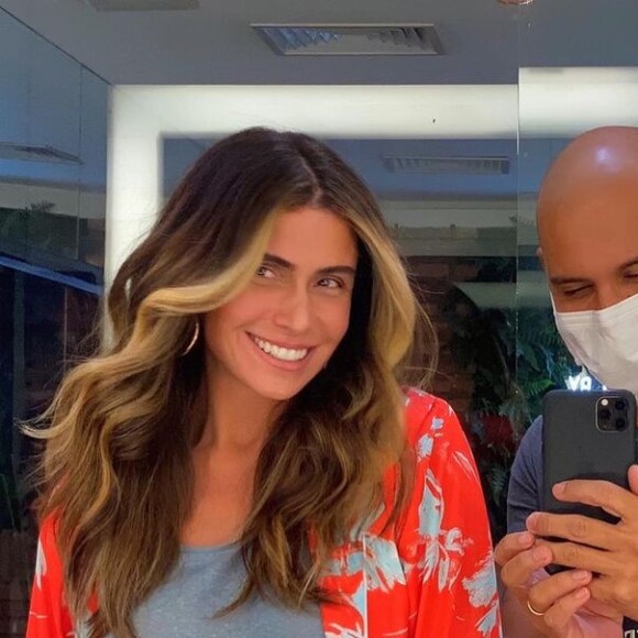 Giovanna Antonelli retocou mechas loiras para a temporada primavera/verão