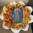 Virgínia Fonseca e os irmãos homenagearam o pai com flores