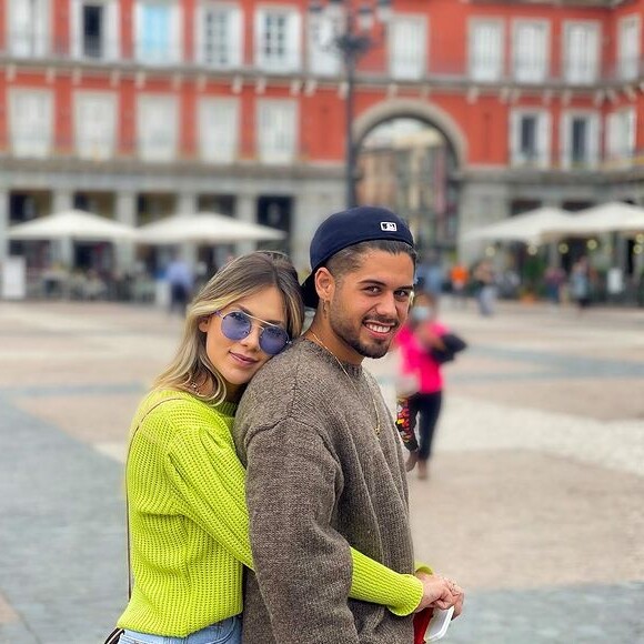 Virgínia e Zé Felipe estavam viajando de Madri para Barcelona quando o problema aconteceu