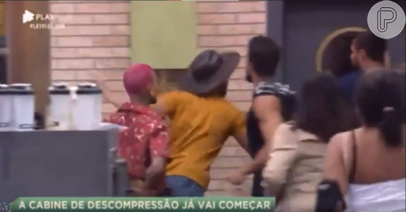 'A Fazenda 13': Record apura imagens da briga entre Rico e Dynho Alves após fãs apontarem agressão e pedirem expulsão do funkeiro e de Victor