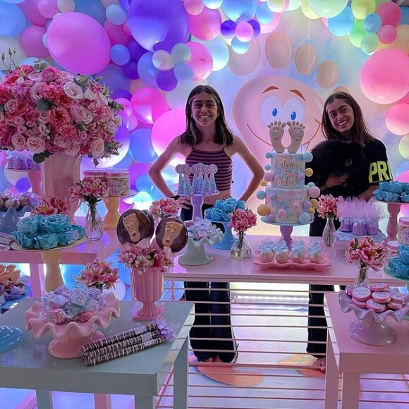 Giovanna Antonelli fez festa com tema 'pés chulézentos' para as filhas de 11 anos