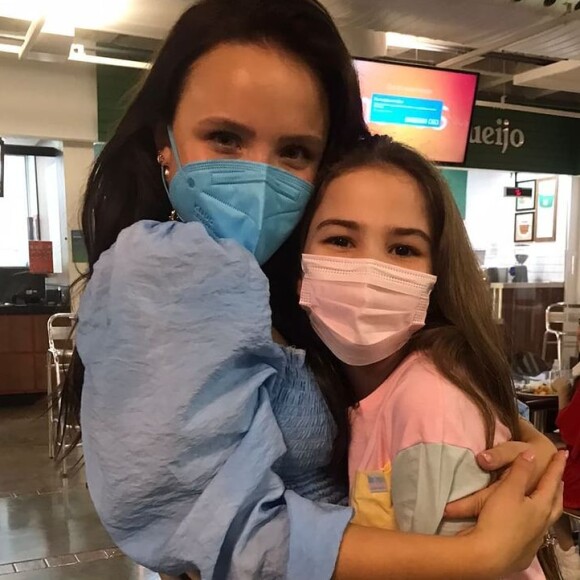 Sofia Budke era fã de Larissa Manoela antes de contracenar com ela na novela 'Além da Ilusão' e virou atriz por causa da jovem