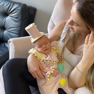 Thaeme contou que emagrecimento está lento após nascimento de Ivy