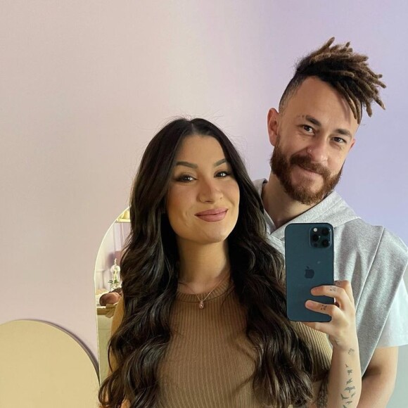 Bianca Andrade e o youtuber Fred explicaram como decidiram ficar juntos