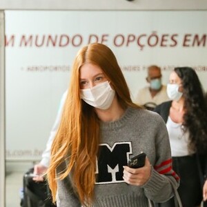 Marina Ruy Barbosa desembarcou em São Paulo nesta segunda-feira

