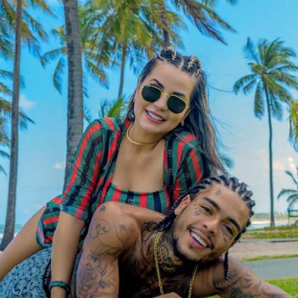 Deolane Bezerra chegou a se casar com MC Kevin antes de cantor morrer ao cair de um quarto de hotel