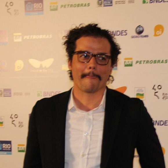 Wagner Moura também criticou o governo de Jair Bolsonaro e citou as mais de 600 mil mortes por Covid-19 registradas no Brasil