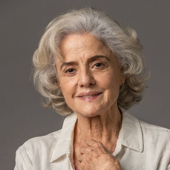 Agora, Marieta Severo volta às mulheres reais com Vó Noca, em 'Um Lugar ao Sol'