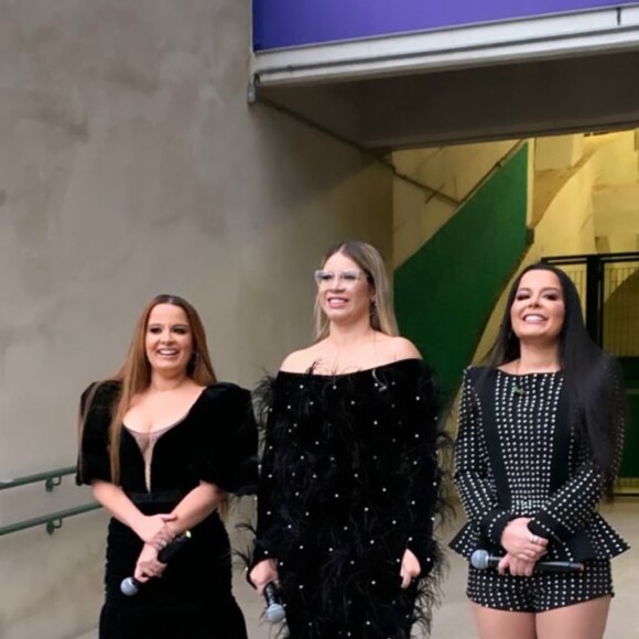 Maiara mostrou última oração de Marília Mendonça antes da coletiva de imprensa do álbum 'Patroas 35%', para o qual estavam nervosas