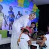 Xuxa Meneghel brincou com crianças durante evento em sua fundação