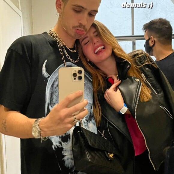 Recentemente, João Guilherme revelou que tem uma amizade colorida com Duda Reis