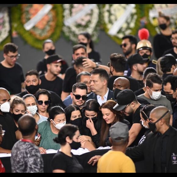 Marília Mendonça foi velada e sepultada em Goiânia, em Goiás