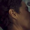 Novela 'Um Lugar ao Sol': Cecília (Fernanda Marques) descobre que Rebeca (Andrea Beltrão) e Felipe (Gabriel Leone) se beijaram
