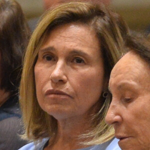 Marina e Sofia não concordaram com o fato de Aparecida Liberato, irmã de Gugu, ter sido nomeada inventariante da fortuna do apresentador