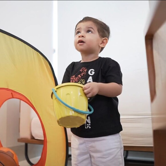 Filho de Marília Mendonça, Léo tem quase 2 anos de idade
