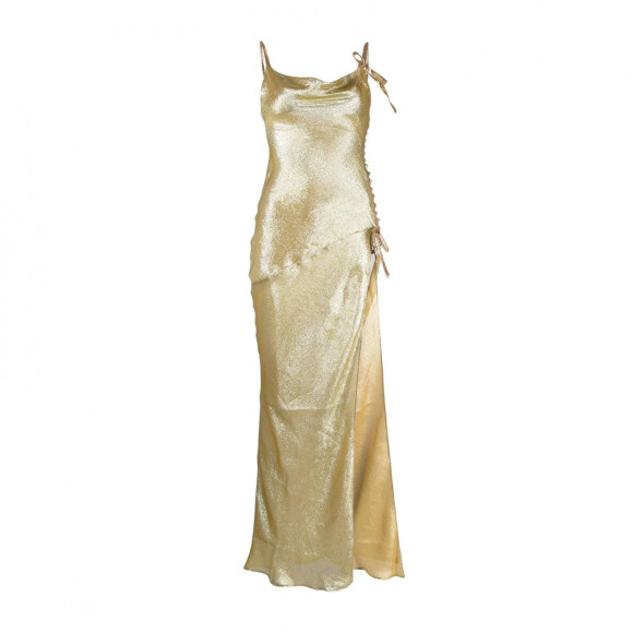 Vestido dourado usado por Bruna Marquezine é da marca Alessandra Rich e custa R$ 16,3 mil