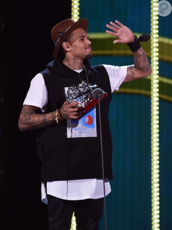 Chris Brown foi o grande vencedor do Soul Train Awards 2014