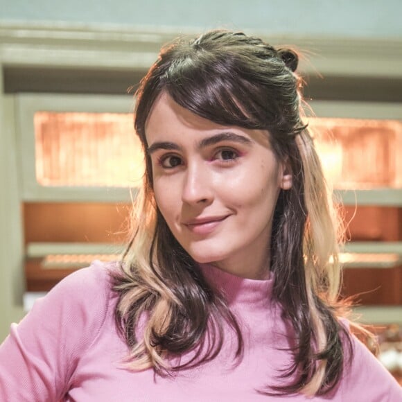 Na novela 'Quanto Mais Vida, Melhor!', Flávia (Valentina Herszage) é obrigada a fazer parte de novo plano de Cora (Valentina Bandeira)