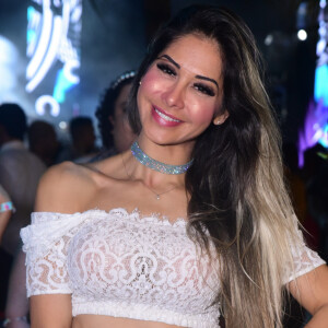 Mayra Cardi esteve no Marina Park Hotel, onde prestigiou a festa de Gkay