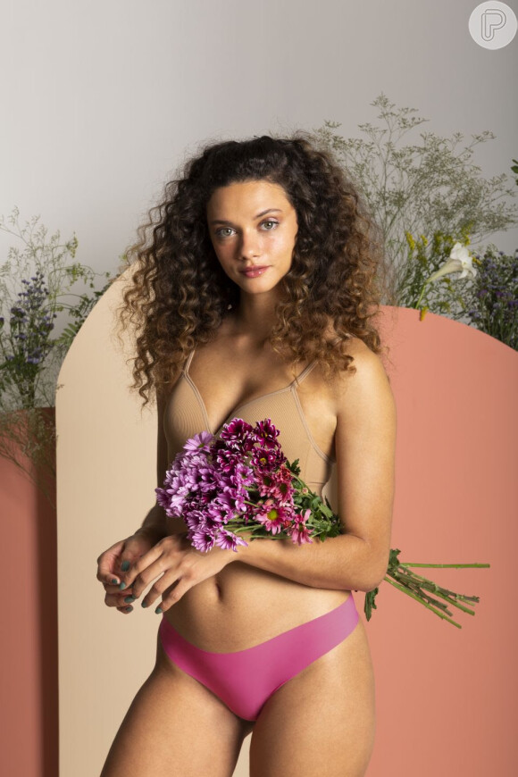 Novidade de lingerie para fim de ano: Scala lança collab inédita com a artista Brunna Mancuso