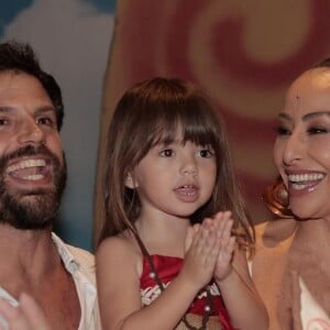 Sabrina Sato e a filha do casal ficaram em São Paulo, onde a família mora