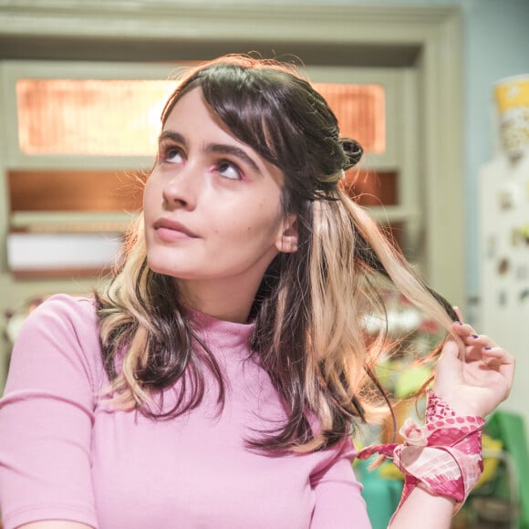 Flávia (Valentina Herszage) apoia Paula (Giovanna Antonelli) a lutar por Neném (Vladimir Brichta) no capítulo de sexta-feira, 7 de janeiro de 2022 na novela 'Quanto Mais Vida, Melhor!'