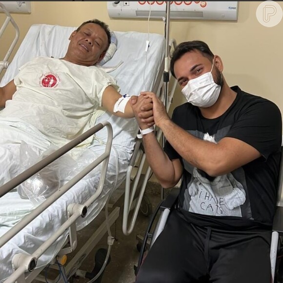 Acidente com equipe de Gusttavo Lima: o músico Arilson Pereira (deitado) necessitou fazer uma drenagem e segue internado