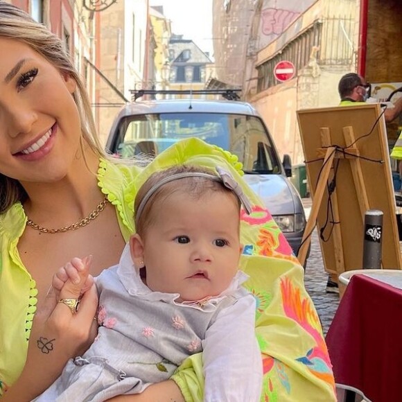 Virgínia já é mãe de Maria Alice, que completa sete meses na semana que vem