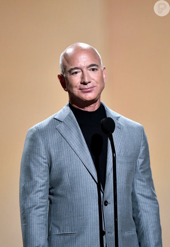 Jeff Bezos, um capricorniano com cinco planetas do elemento Terra e outro em Escorpião