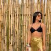 Metalizado e drapeado em look de moda praia: inspire-se no outfit de Munik Nunes