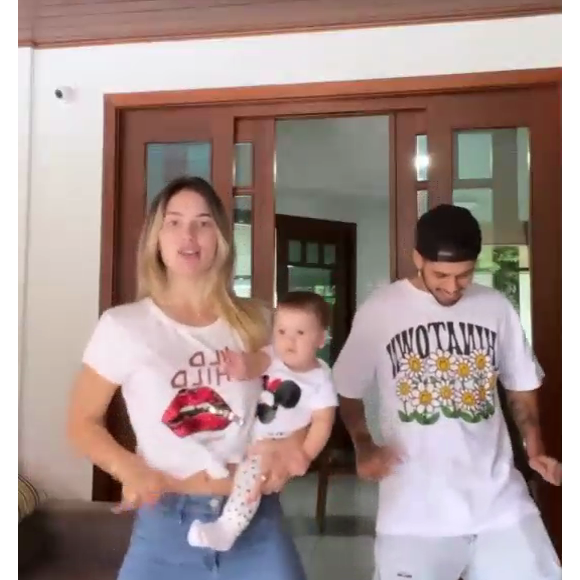 Toma toma vapo vapo! Virgínia Fonseca, Zé Felipe e Maria Alice fizeram dancinha no dia do 'mesversário' da bebê