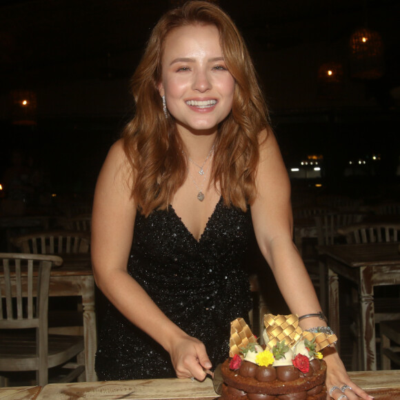 Larissa Manoela fez um texto emocionante sobre os 21 anos