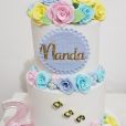 O bolo da festa de dois meses da filha Biah Rodrigues ganhou o apelido da menina: 'Nanda'