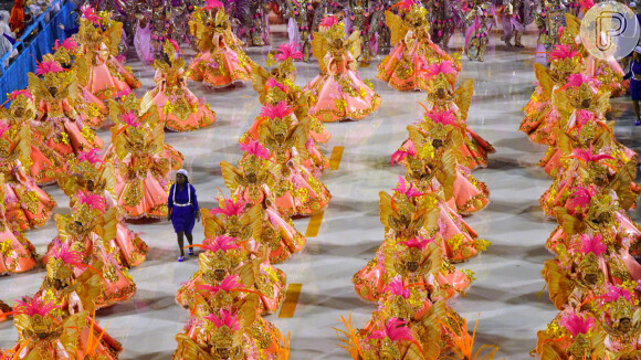 Carnaval 2022 no Rio: o público, enquanto isso, passou a questionar a segurança de se manter um evento de grande porte em meio à onda da nova variante ômicron
