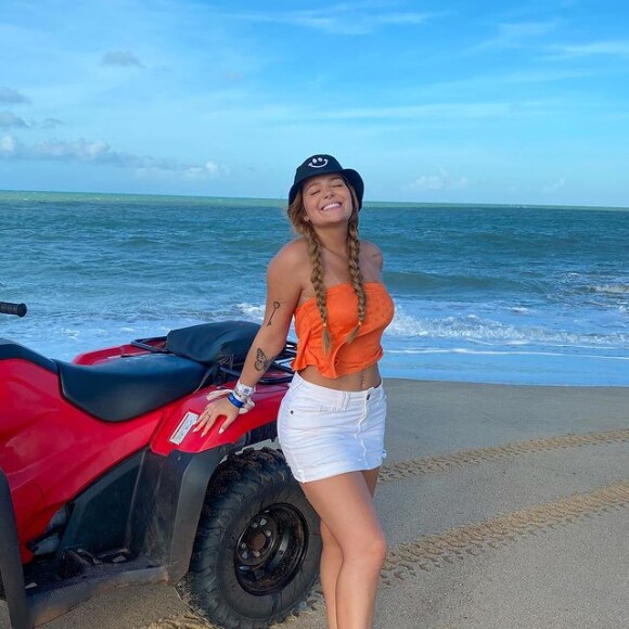 Viih Tube mudou o visual recentemente também, o que, de acordo com a influencer, afetou sua autoestima, estão elogios relacionados ao ensaio de lingerie foram bem-vindos