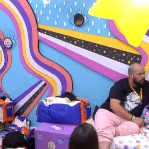 No quarto Lollipop do 'BBB 22', na madrugada desta segunda (31), os brothers expressaram preocupação com a alimentação de Bárbara