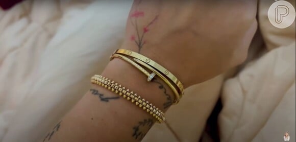 Virgínia Fonseca explicou que queria comprar pulseira de ouro branco para Zé Felipe em um modelo igual à sua