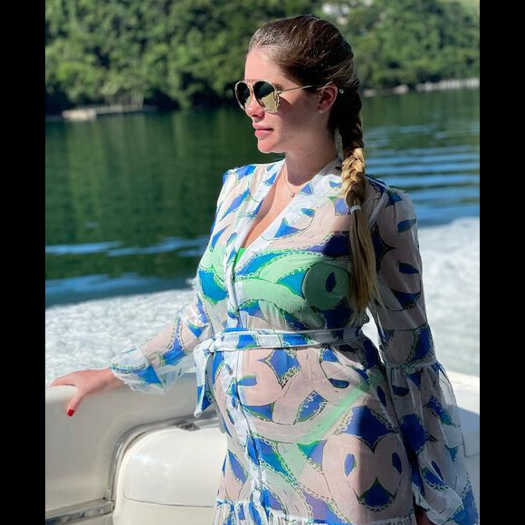 Corpo de Bárbara Evans mudou o bastante para que, por causa da pressão estética, a modelo decidisse fazer uma dieta mesmo estando grávida