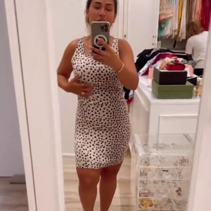 Mais magra, Simone falou sobre o vestido antigo: 'Ele não é um dos mais lindos do meu guarda-roupa, mas eu tinha um apego a ele e guardava'