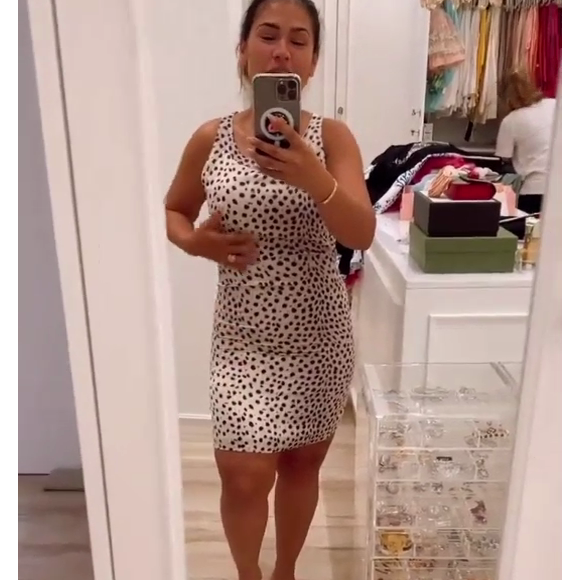 Mais magra, Simone falou sobre o vestido antigo: 'Ele não é um dos mais lindos do meu guarda-roupa, mas eu tinha um apego a ele e guardava'