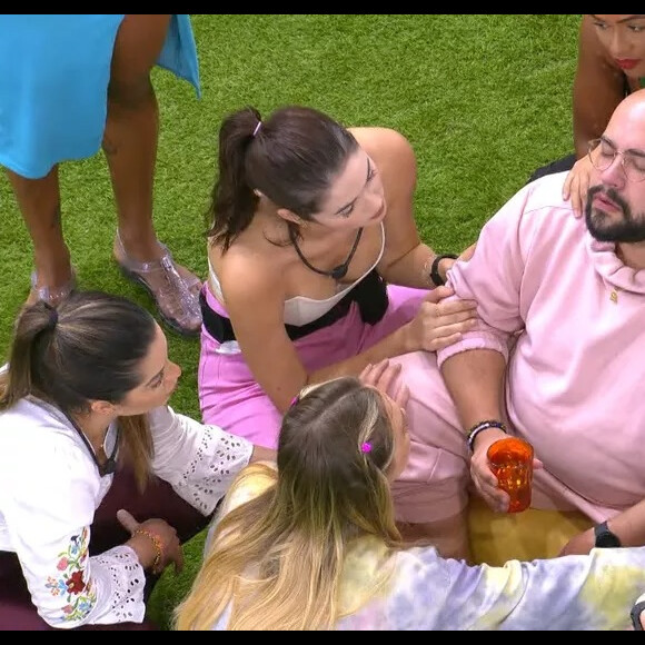 'BBB 22': para Tiago Abravanel, Larissa disse que as atitudes dele podem estar sendo vistas como falsas