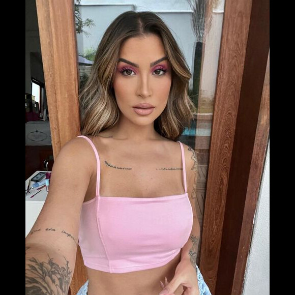 Bianca Andrade, a Boca Rosa, costuma mostrar a barriga negativa há alguns meses, mesmo tendo dado à luz em julho