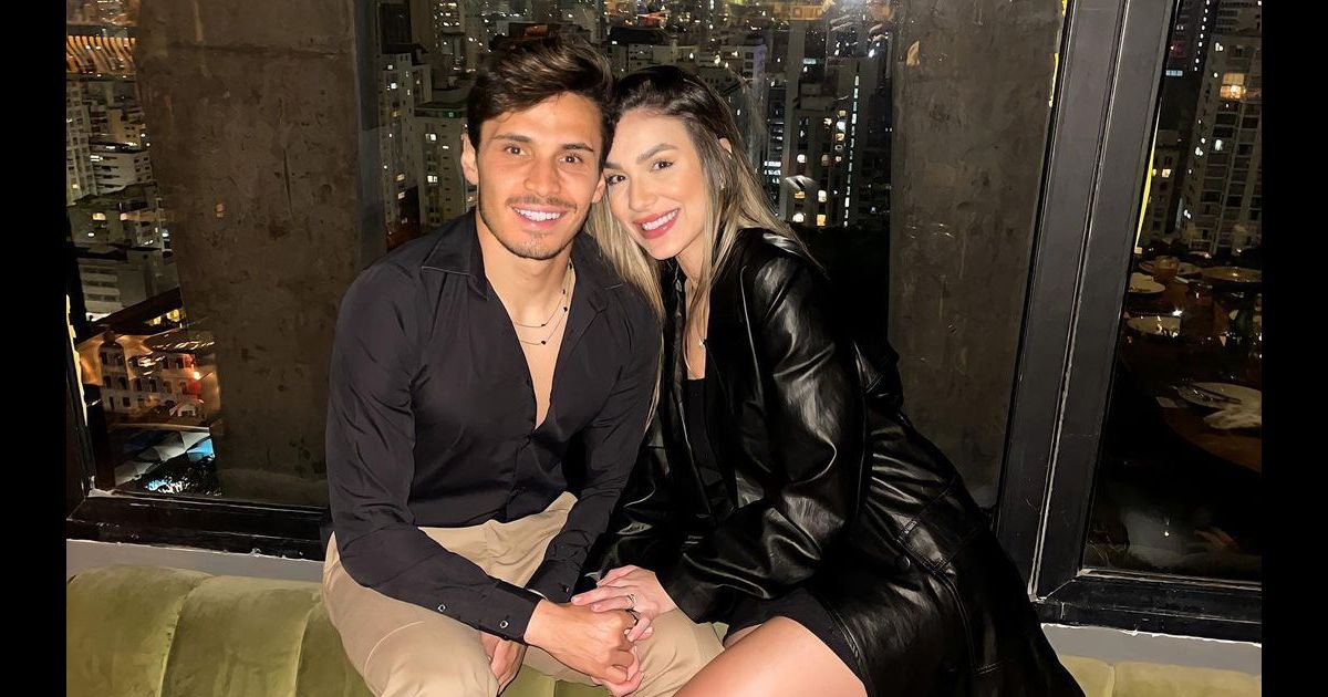 Raphael Veiga e Bruna Santana assumiram namoro publicamente em julho de ...