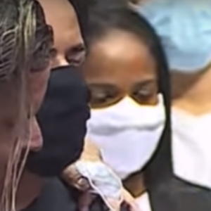 Marlus Viana, Berg Rabelo e Daniel Diau foram algumas das estrelas da Calcinha Preta que homenagearam Paulinha Abelha