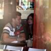 Marina Ruy Barbosa e Klebber Toledo são vistos em restaurante
